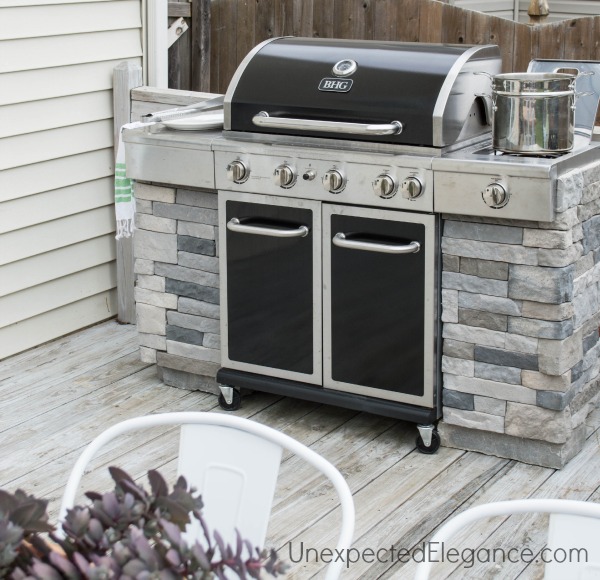 DIY BBQ GRILL STATION // How To Build An Outdoor Kitchen 