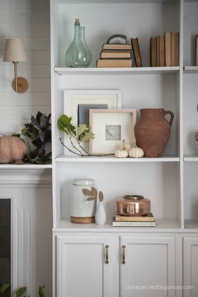 Simple Fall Mantel